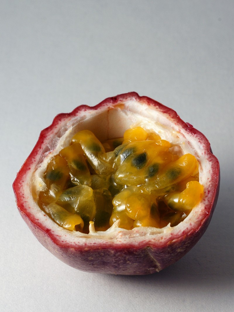 Purple Granadilla photo 2
